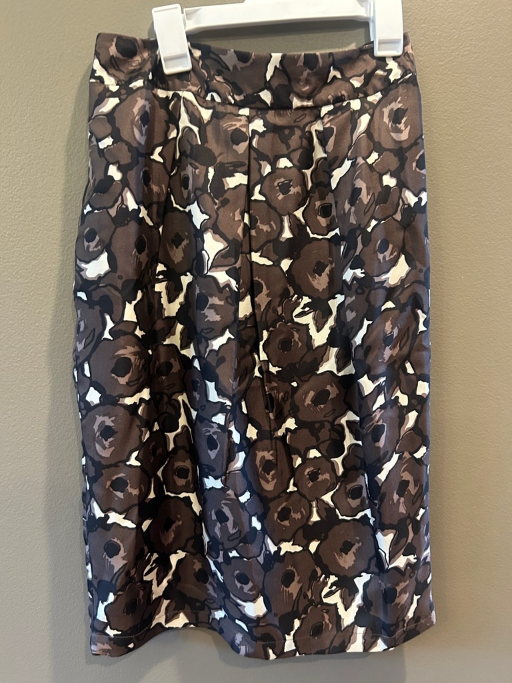 Boden brown silk floral skirt size 8